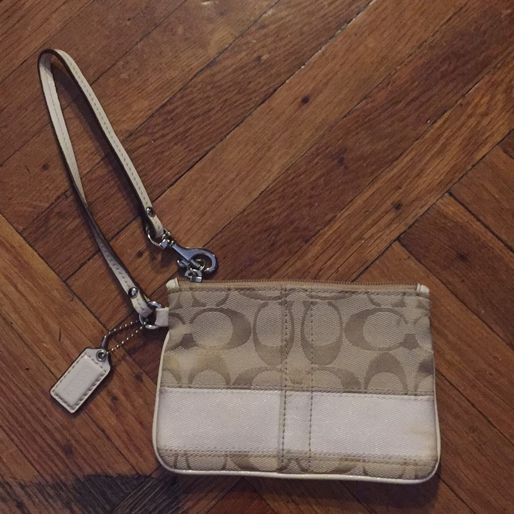 Coach Wristlet - Picture 2 of 6
